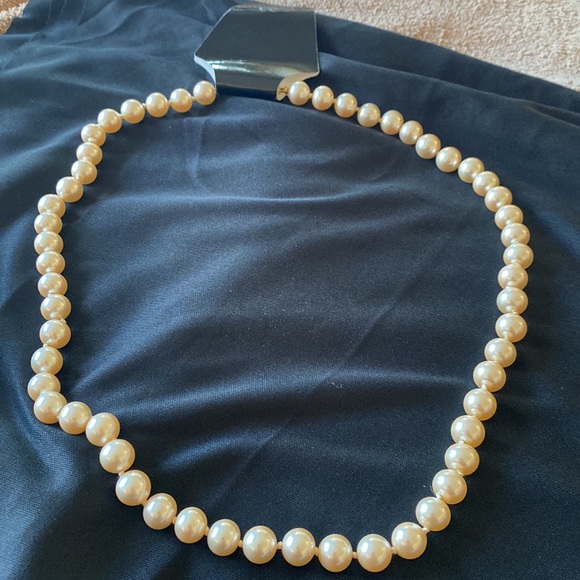 Vintage 1950βs MONET Pearl 23β Necklace, Very Pretty (muy bonito) π₯ππ₯ππ₯π§‘π₯ - Picture 6 of 6